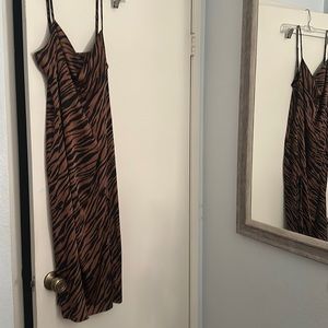 Forever 21 tiger dress only worn twice